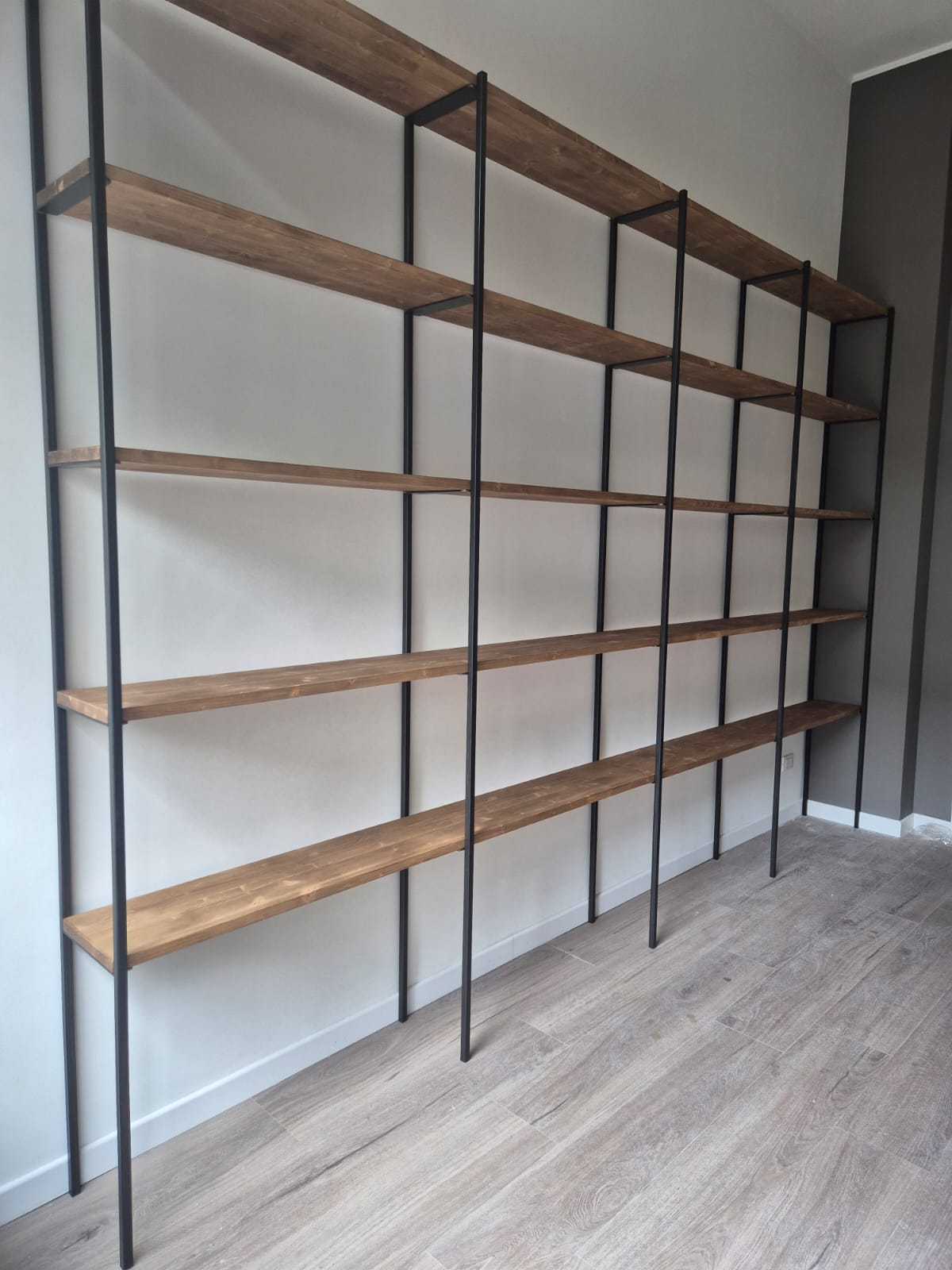 arredamento industrial locali